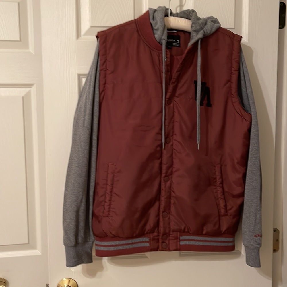 RVCA Nature X Industry Size Medium Brick Red and Gray Jacket